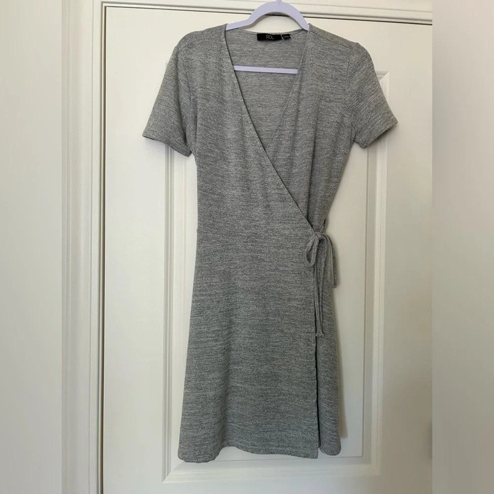 Petite Gray Wrap Dress Size S - Picture 2 of 11